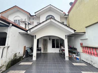 RENOVATED! Double Storey, Taman Puchong Perdana, Puchong