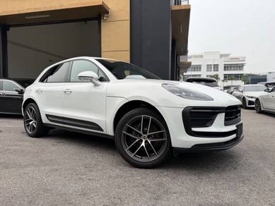 2023 Porsche MACAN 2.0 SPORT CHRONO PACKAGE UNREG