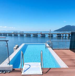 The Light Collection III (3), Gelugor, 4629SF With Private Pool,Duplex
