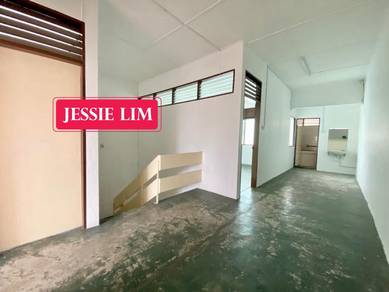 WORTH BUY Lip Sin Freehold Double Storey Terrace 1800sf bayan lepas