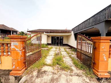 HUGE CORNER LOT Single Storey Semi D Jalan Limau, Meru Klang