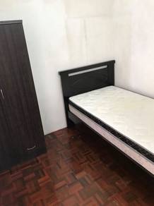 Small Room for Rent Kelana D'Putera Condo Fully Furnished