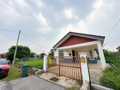 Corner Lot Banglo Setingkat Mahkota Hills Renovated Boleh Full Loan
