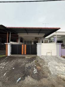 Jalan Putri 7,Simpang Renggam,Single storey terrace,Full Loan
