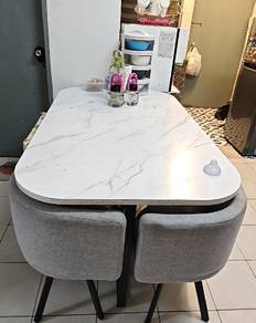 set Meja Makan 