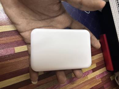 Apple (MagSafe style) power bank
