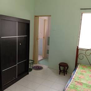 2.5-storey-Terraced-House-for-rent-Menglembu-Perak