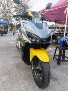 vario 160 tahun 2024