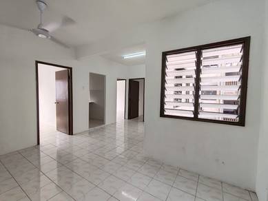 Palma Apartment (Bandar Country Homes)