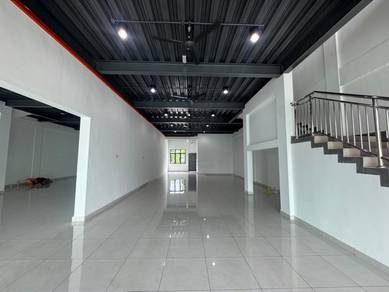 Fully Renovated !Combining Unit Pekan Cina Renovated Shoplot For Rent