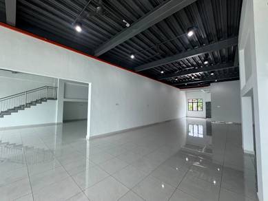 Fully Renovated !Combining Unit Pekan Cina Renovated Shoplot For Rent