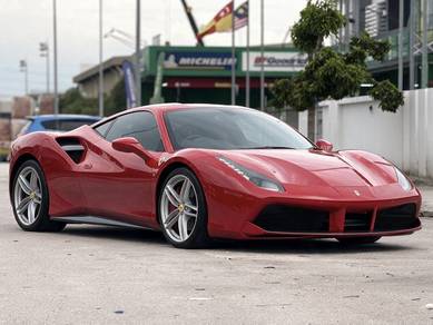 2016 Ferrari 488 GTB MANY EXTRAS / DIRECT OWNER