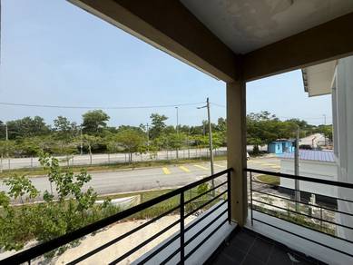 *WTL -Saujana Rawang *  - 2-Storey Terrace Corner unit - 22x70sf*