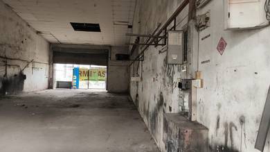 Ampang Mewah Factory , Hata Industrial Centre , Ampang [60x80sf]