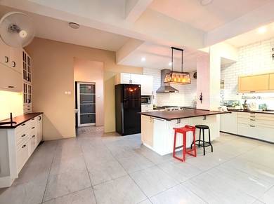 Bandar Bukit Puchong 2, Fully Renovated 2.5-Storey Corner House