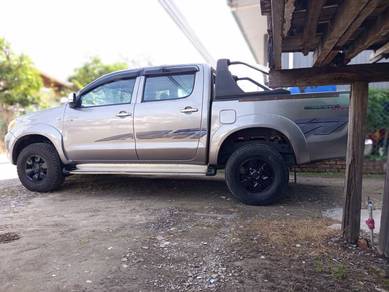 Toyota HILUX 2.5 G MY05 KUN25R FACELIFT (A)