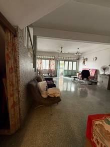 Double Storey Intermediate House Taman Berkeley Klang