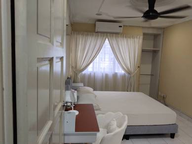 FULLY FURNISHED & LEXURY UNIT FOR Rent
