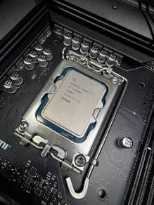 Intel i7-13700KF + MSI MAG B760 Tomahawk WiFi ATX