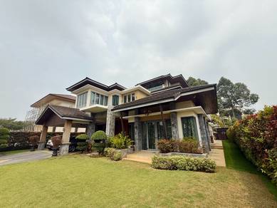 Perdana Lakeview East Bungalow Freehold Private Pool Lake View