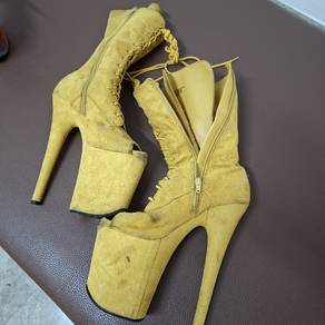 Pole dance boots