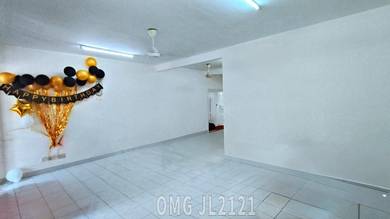 2-storey-Terraced-House-for-sale-Bandar-Botanic-Selangor