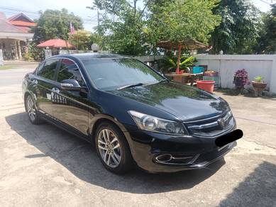 Proton PERDANA 2.4 2.4L EXECUTIVE (A)