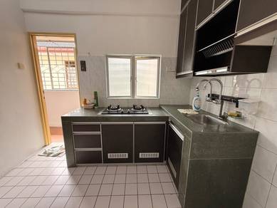 【 Renovated, well kept, fully grilled 】 Tun Teja Apartment, Bt 16