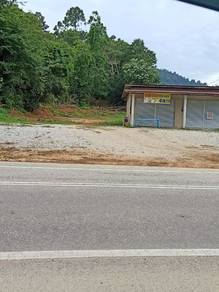 tanah & kedai 1 .2 ekar tepi jalan utama di kampung bukit diman, ajil