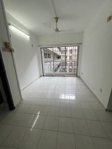 Sutramas Apartment