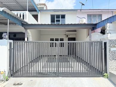 Fully Renovated Single Storey House For Sale – Taman Putri Kulai 