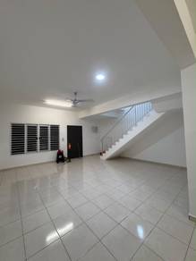 Rumah Sewa KLIA M Senyumia Salak Tinggi Basic Unit For Rent