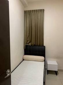 M Condo Larkin  / JB Town