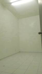 USJ Subang JayaGood year court 10b,USJ subang jaya, Low cost Apartment