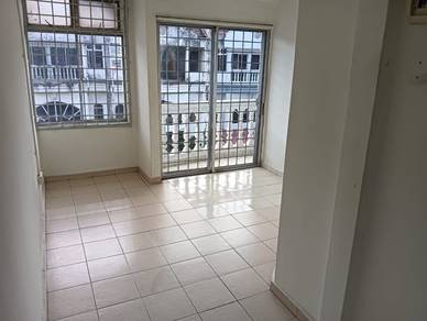 Jalan Sri Perkasa, Tampoi, Three Storey Terrace House For Rent ‼️
