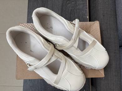 Preloved shoes