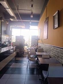 1 unit cafe for rent with some equipment