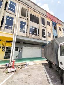 Untuk Di Sewa. Shoplot Level Ground Floor di Taman Seroja Salak Tinggi