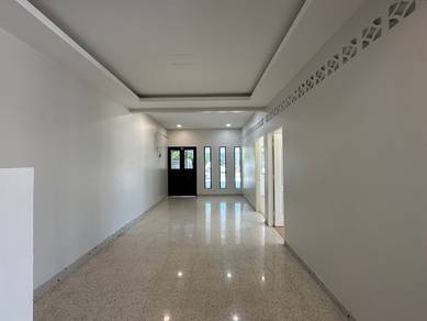 PJ Sea Park - Corner lot house (looking for commercial tenant)