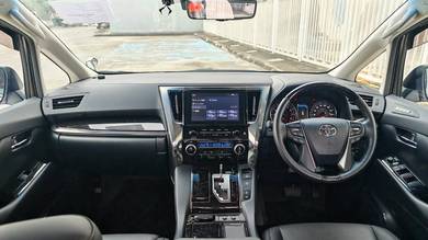 Toyota Alphard 2.5 SC (9,700 KM) SR/DIM/BSM