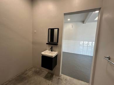 PJ Sea Park - Corner lot house (looking for Commercial tenant)