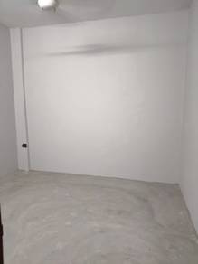 Below Market Pelangi Apartment 3R2B UiTM dengkil taman emas