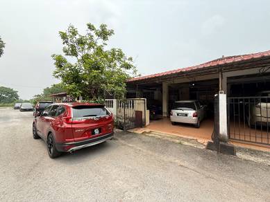 Renovated Single Storey @ Bandar Rinching Sek 6