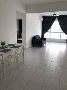 3-Car parks I-Santorini Condo 850sqft 3-rooms Reno & Fully Furnished