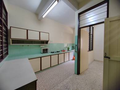 2 storey terrace Midlands Pulau Tikus concrete floor near Gurney