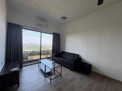 Forest Hill Residence | Top Floor | 2 Carpark