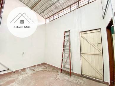 Lip Sin Sungai Dua Gelugor 2 Storey Terrace Freehold 1,800sf 2 Carpark