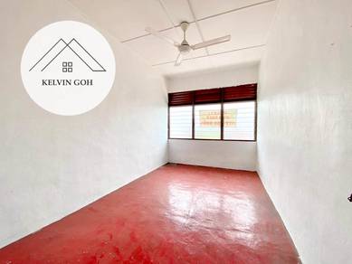 Lip Sin Sungai Dua Gelugor 2 Storey Terrace Freehold 1,800sf 2 Carpark