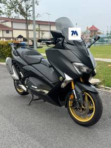 Yamaha Tmax 530 scooter TMM