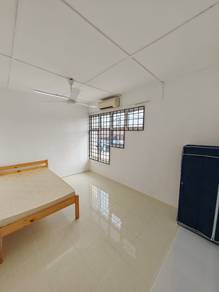 Double storey house / Senai / 3 bedroom / Kulai / All race